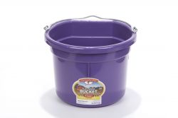 Little Giant 8 Quart Flat Back Plastic Bucket (Red)