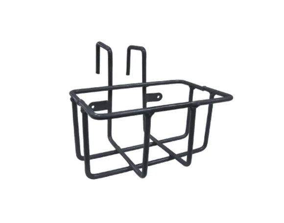 Rugged Ranch Wire Salt Block Holder